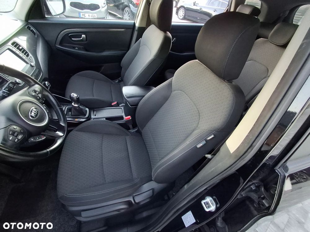 Kia Carens 1.7 CRDi 141 Edition 7 - 14