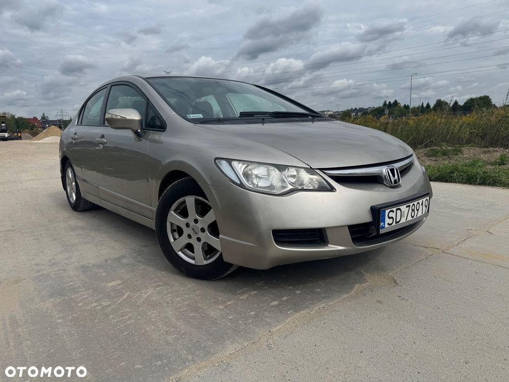 Honda Civic 1.8 Executive - 11