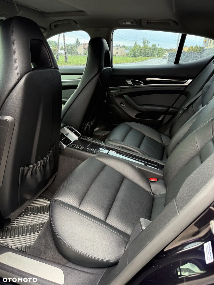 Porsche Panamera PDK Edition - 13