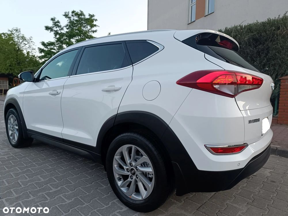 Hyundai Tucson 1.7 CRDI BlueDrive Comfort 2WD - 32