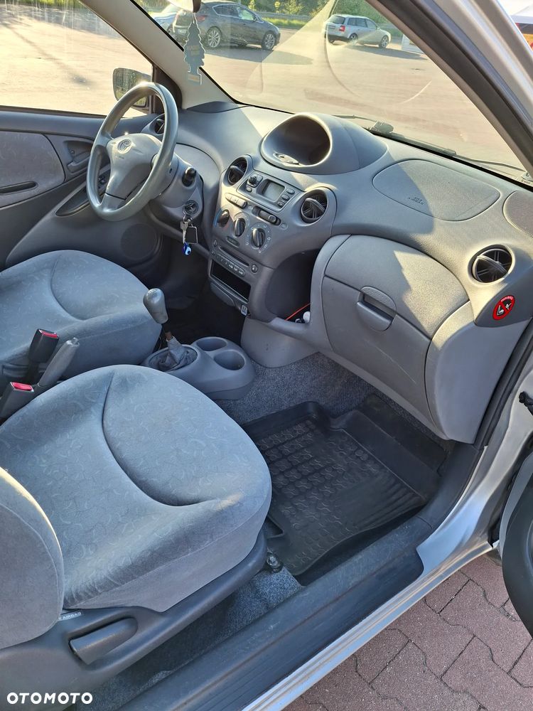 Toyota Yaris 1.3 Luna - 6