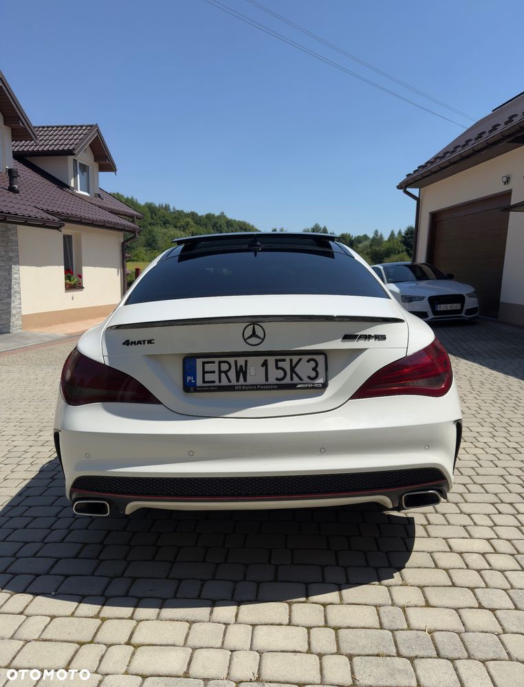 Mercedes-Benz CLA 250 4-Matic Sport - 12