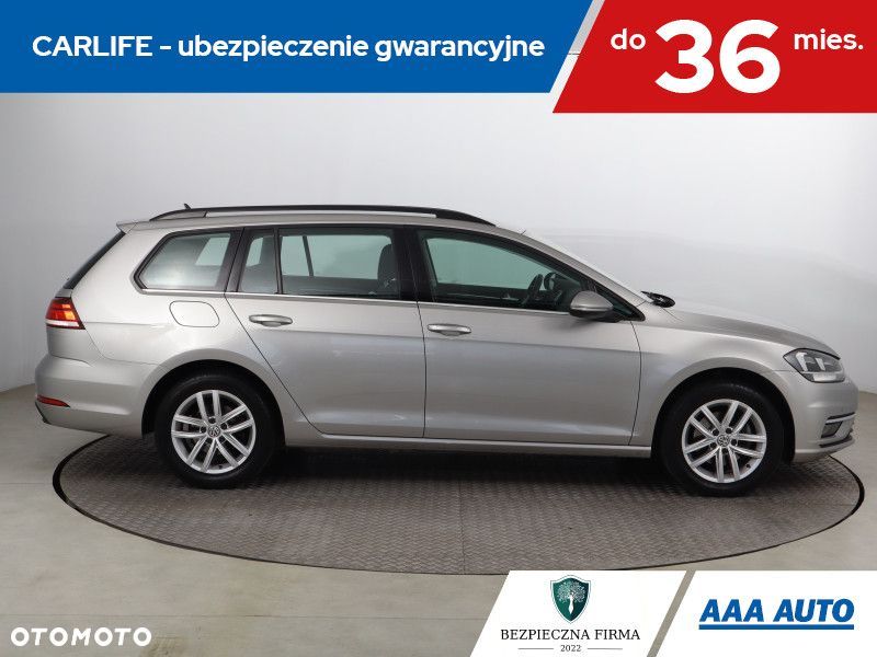 Volkswagen Golf Variant - 8