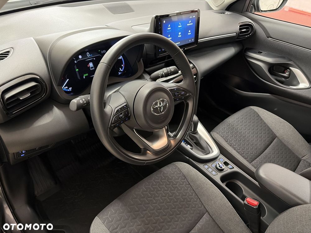 Toyota Yaris Cross Hybrid 1.5 Comfort 4x4 - 11
