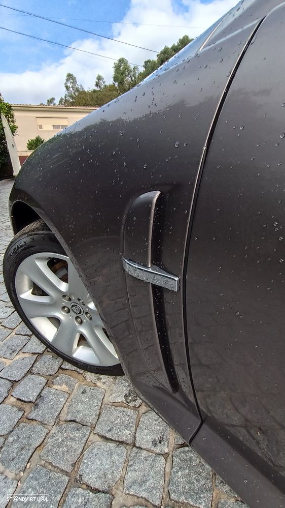 Jaguar XF 3.0 D V6 Premium Luxury - 8