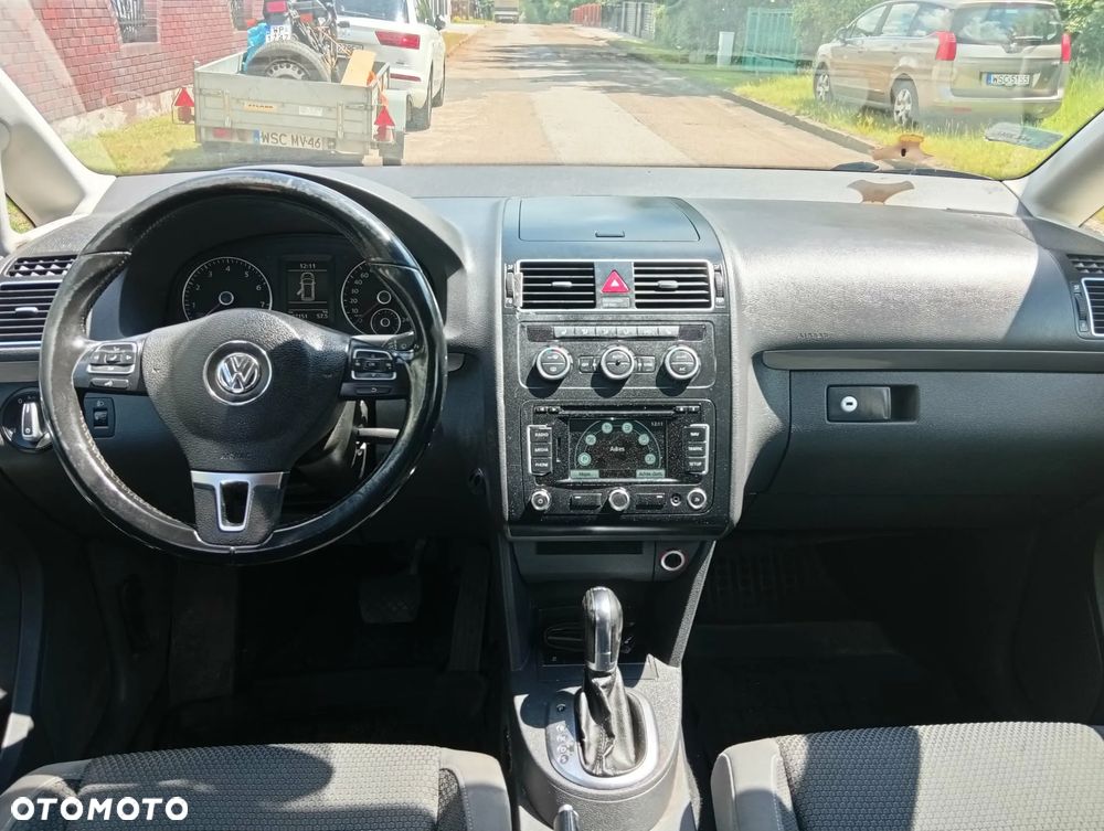 Volkswagen Touran 1.4 TSI Trendline DSG - 3