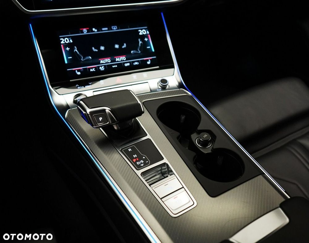Audi A6 Avant - 30