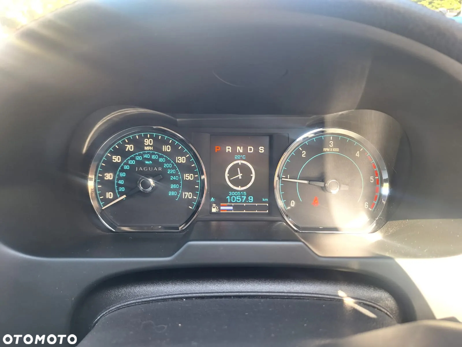Jaguar XF 2.2 D Luxury - 10