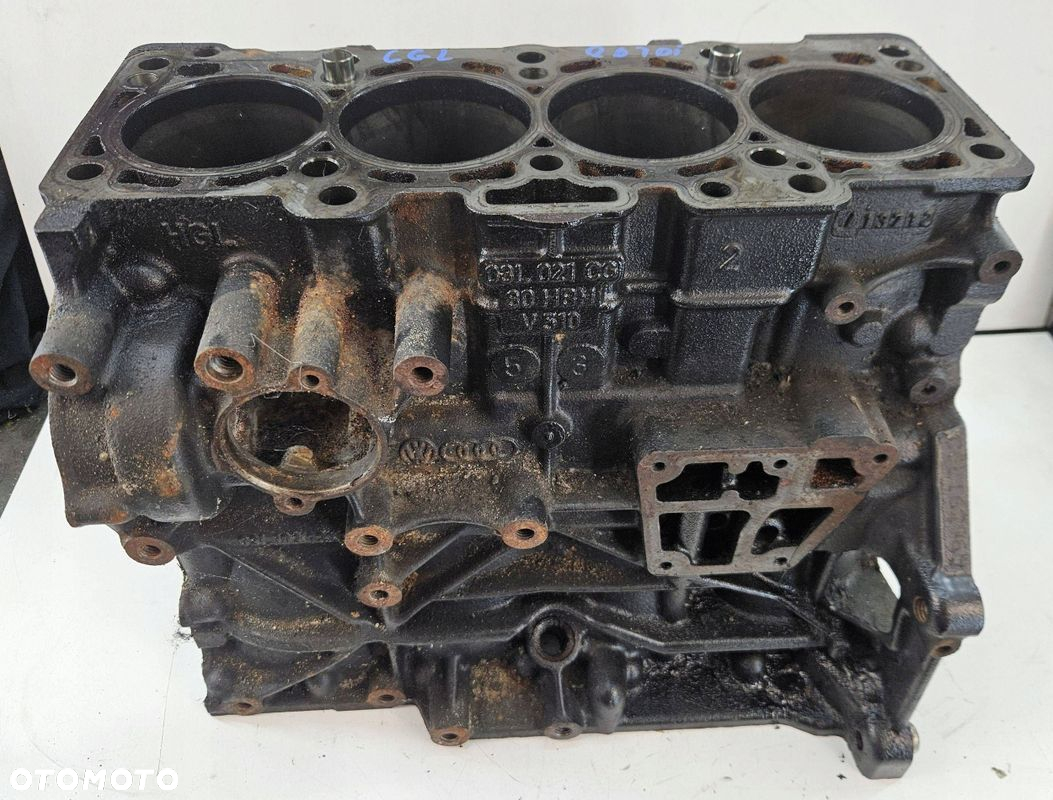 Audi A4 B8 8K A5 8T Q5 8R 2.0 TDI CGL 03l021cg Blok silnika - 2