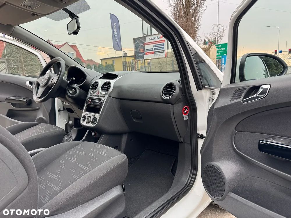Opel Corsa - 24
