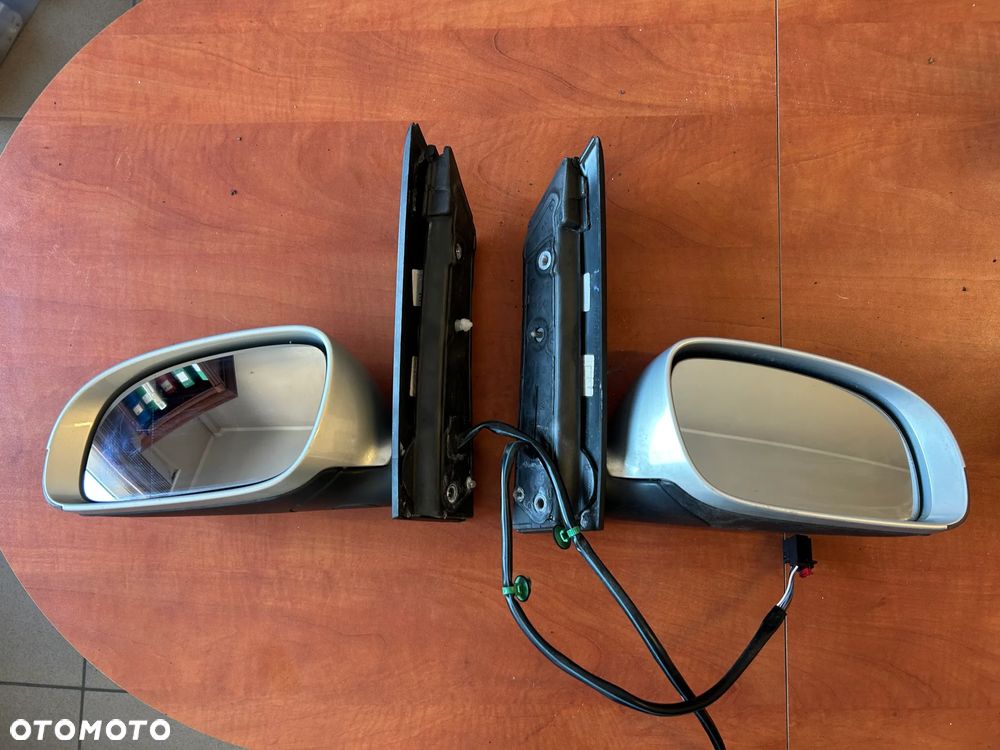 LUSTERKO LEWE PRAWE VOLKSWAGEN TOURAN I 1T0857933 - 1