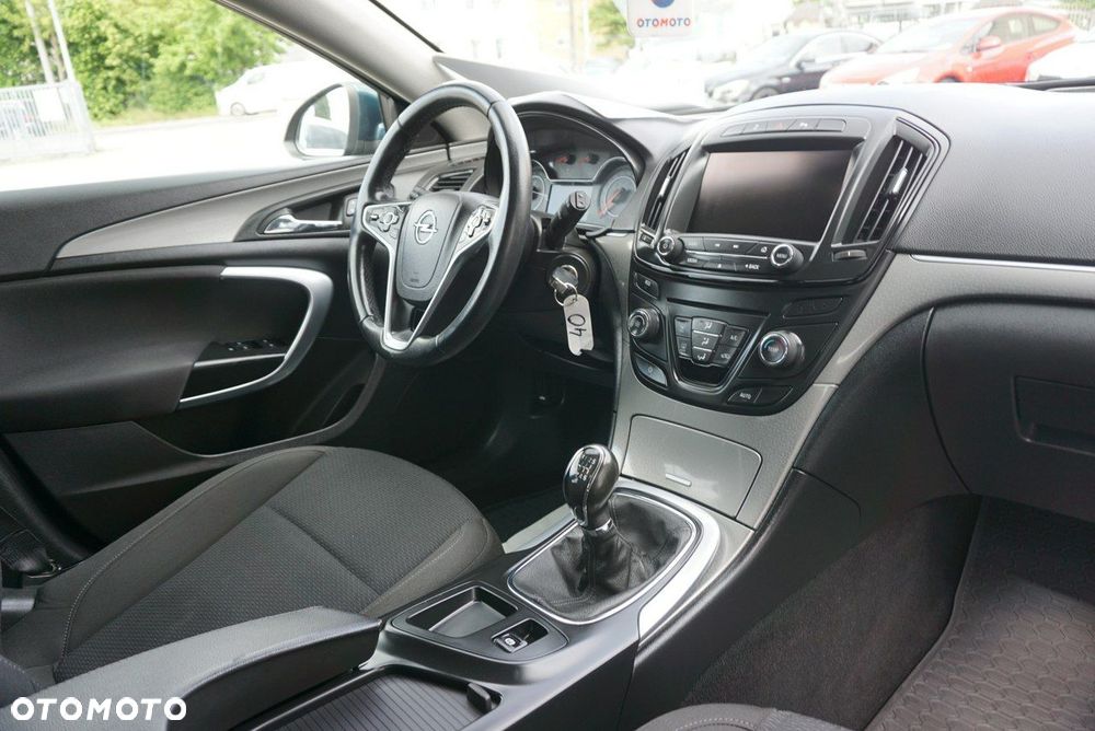 Opel Insignia - 28