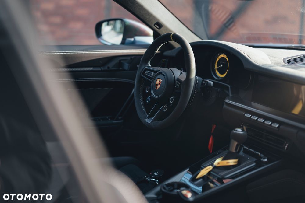 Porsche 911 GT3 RS - 14