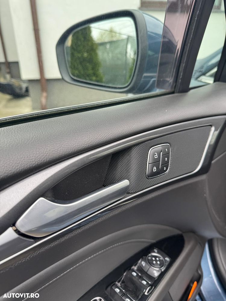 Ford Mondeo 2.0 EcoBlue Aut. Titanium - 4