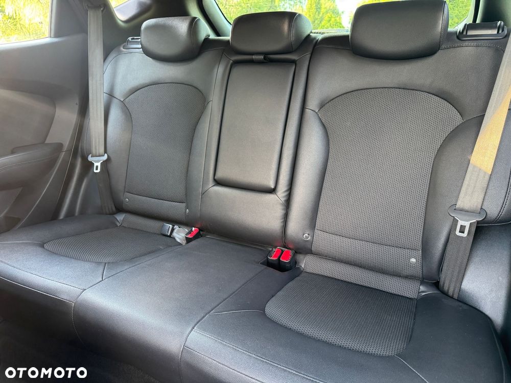 Hyundai ix35 1.6 2WD blue Style - 14
