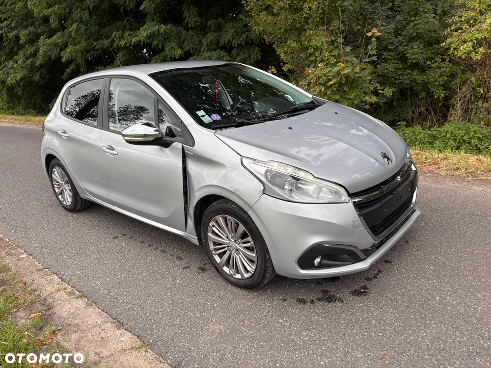 Peugeot 208 PureTech 82 Start & Stop Style - 8