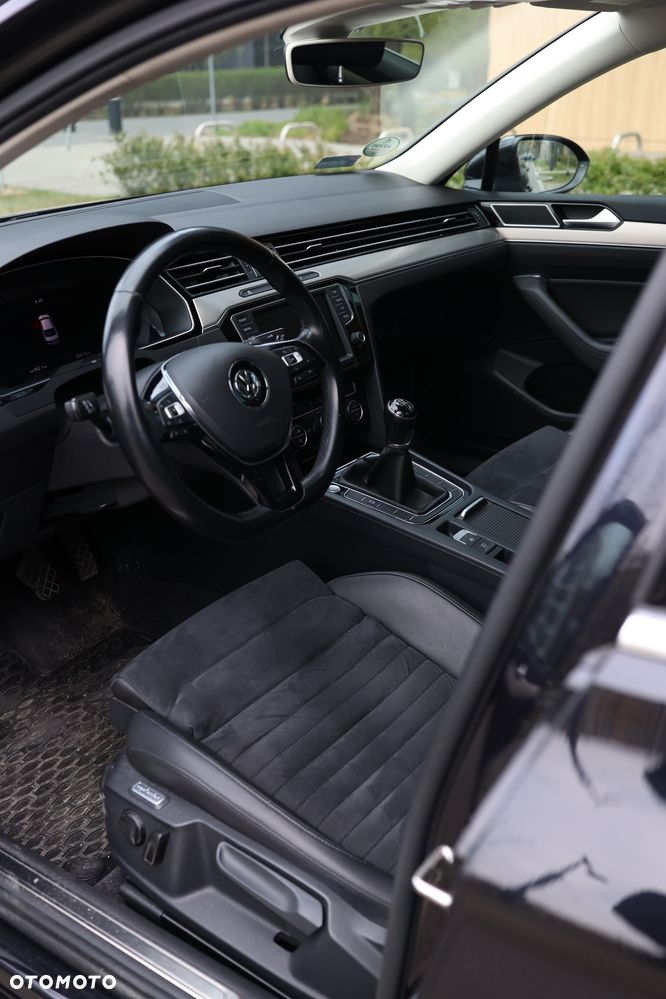 Volkswagen Passat 2.0 TDI BMT Highline - 11