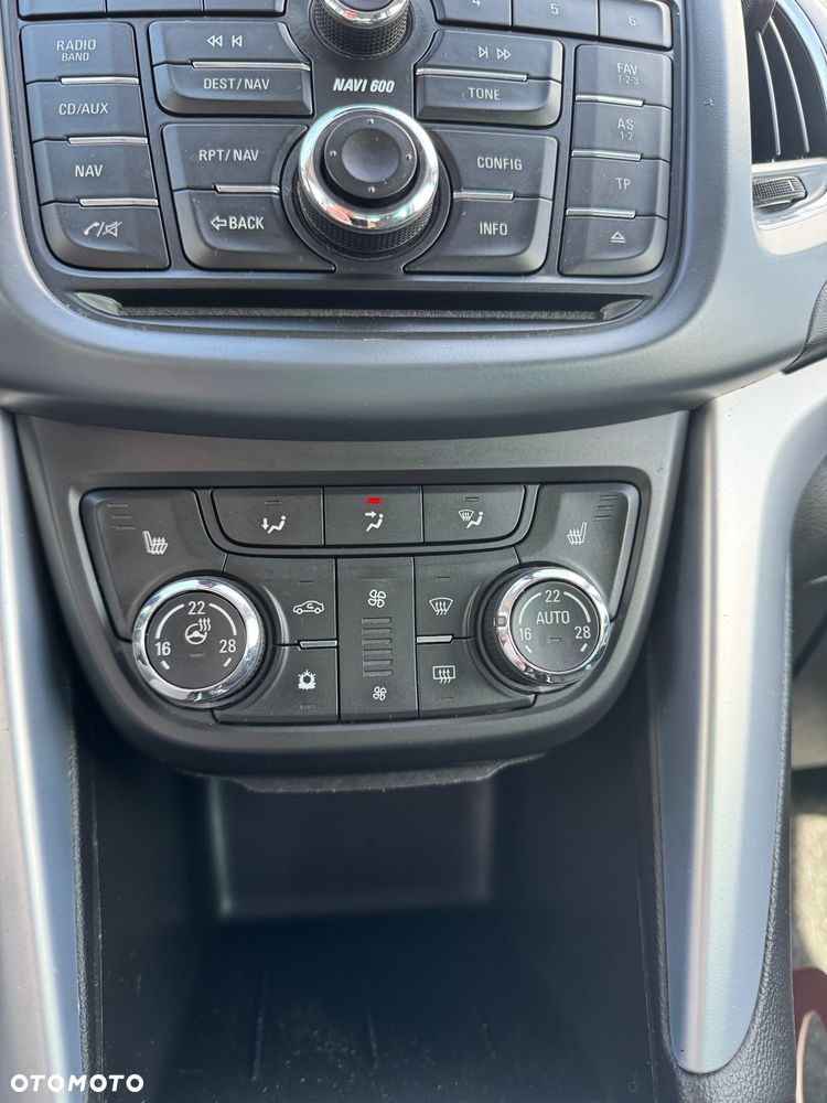 Opel Zafira - 23