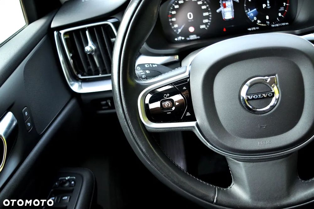 Volvo V60 B3 B Geartronic RDesign - 25