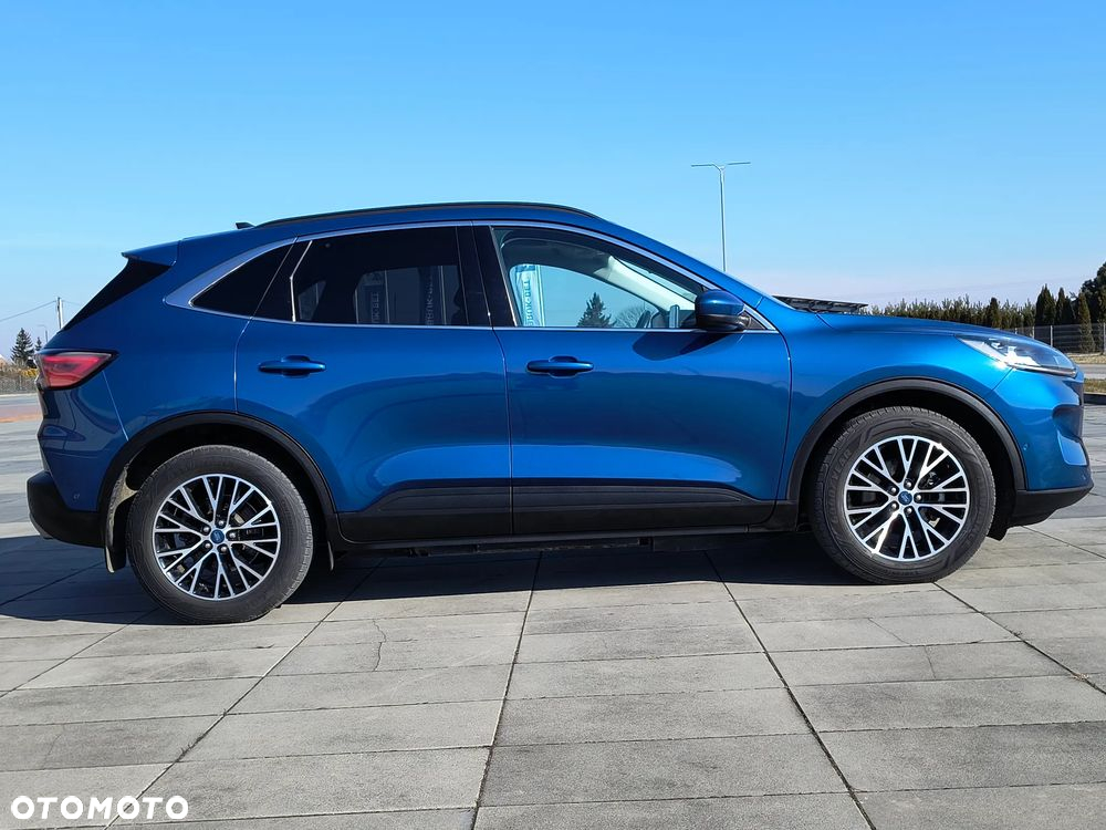 Ford Kuga - 18