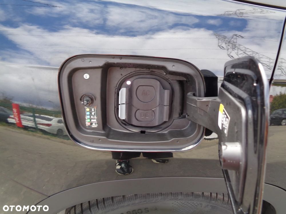 BMW iX1 eDrive20 xLine - 11