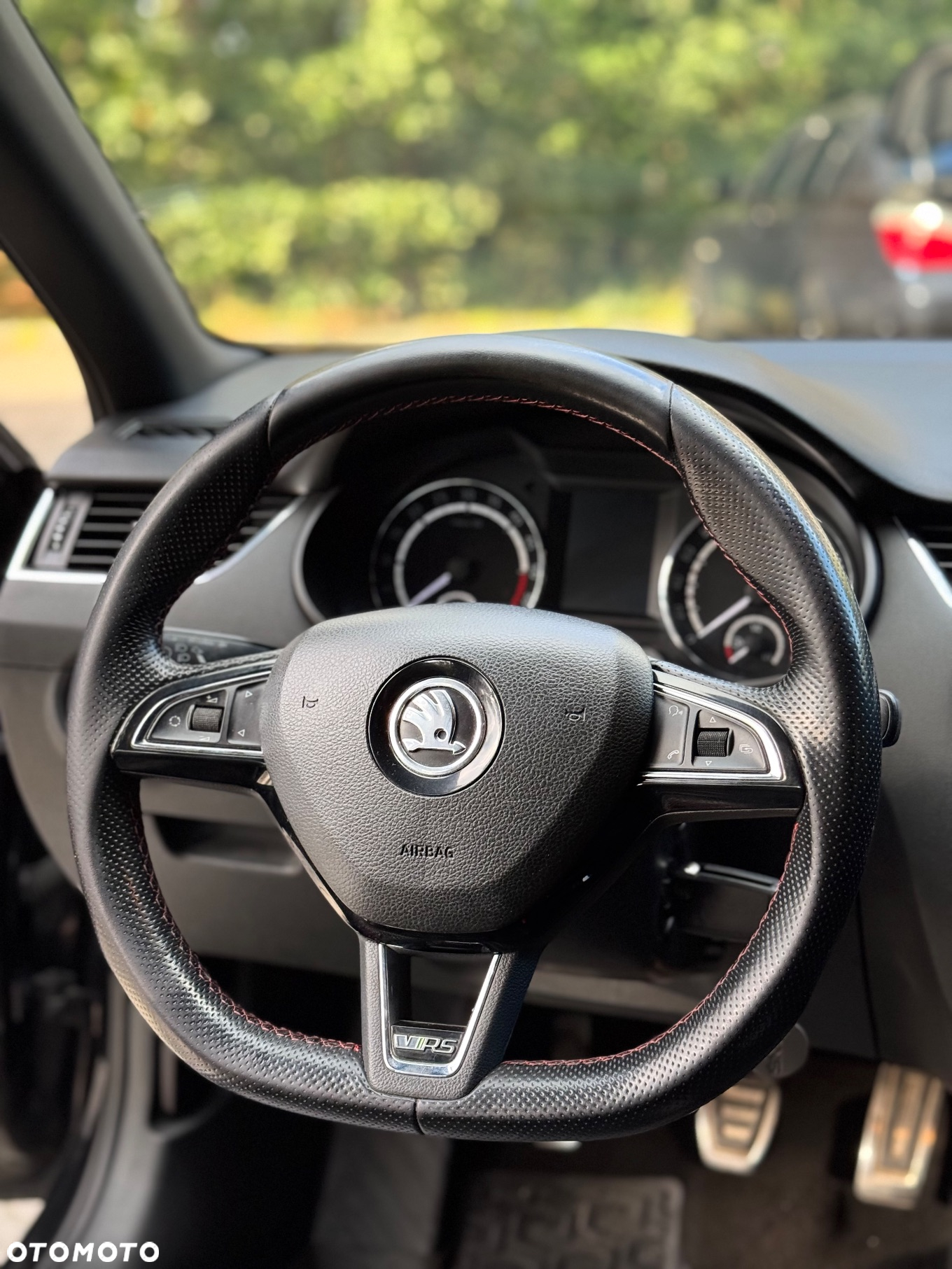 Skoda Octavia Combi 2.0 TDI RS - 32