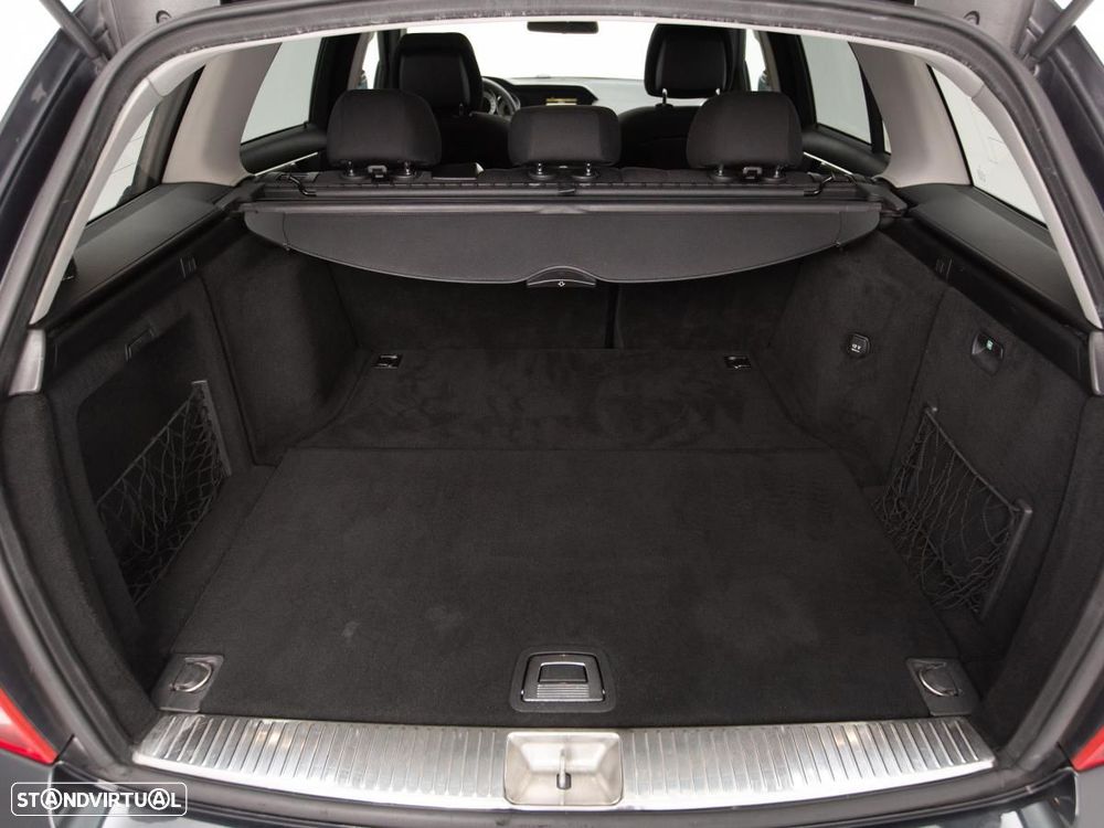 Mercedes-Benz C 180 - 11