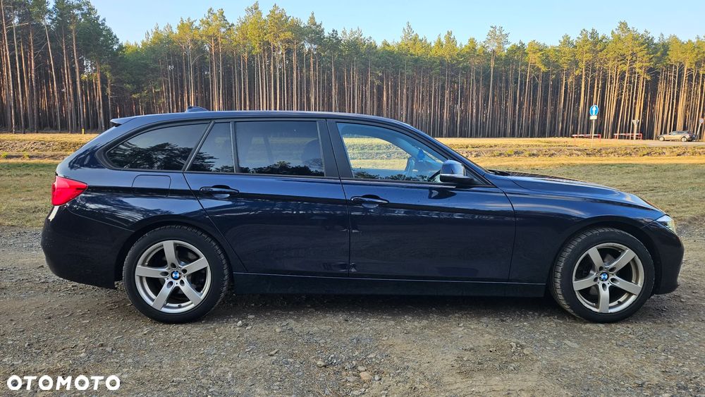 BMW Seria 3 320d xDrive - 8