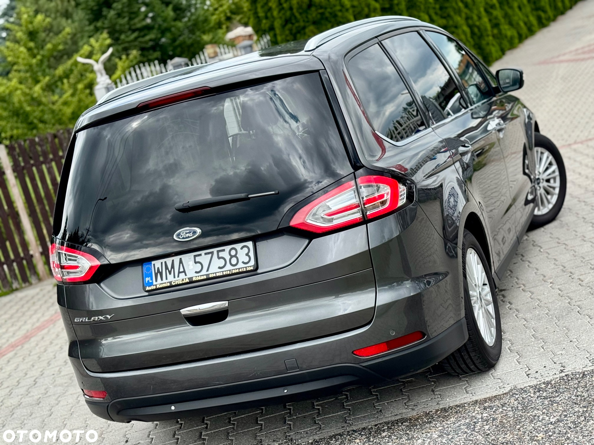 Ford Galaxy 1.5 EcoBoost Titanium - 2