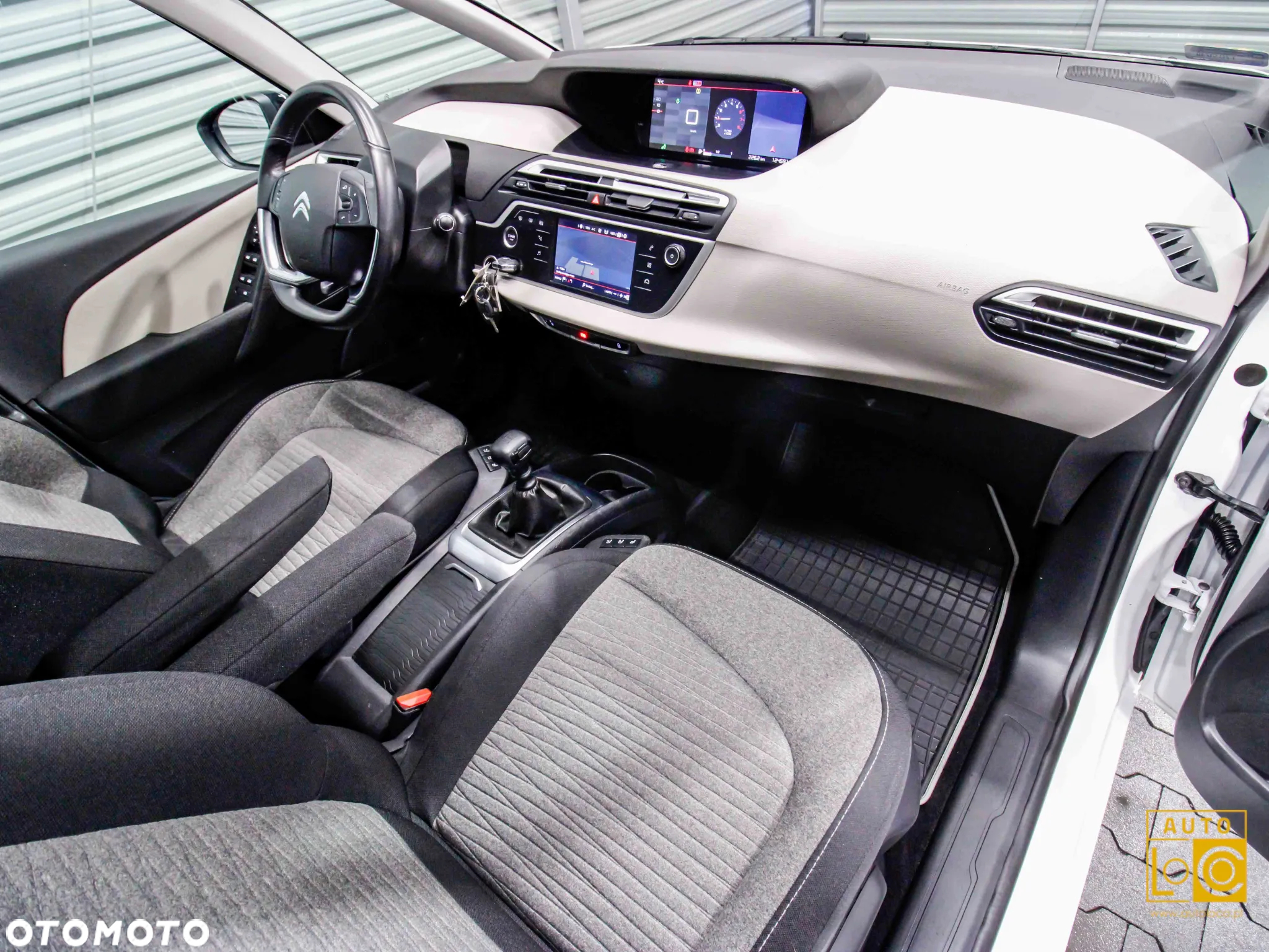 Citroën C4 SpaceTourer Grand 1.2 PureTech Origins S&S - 9