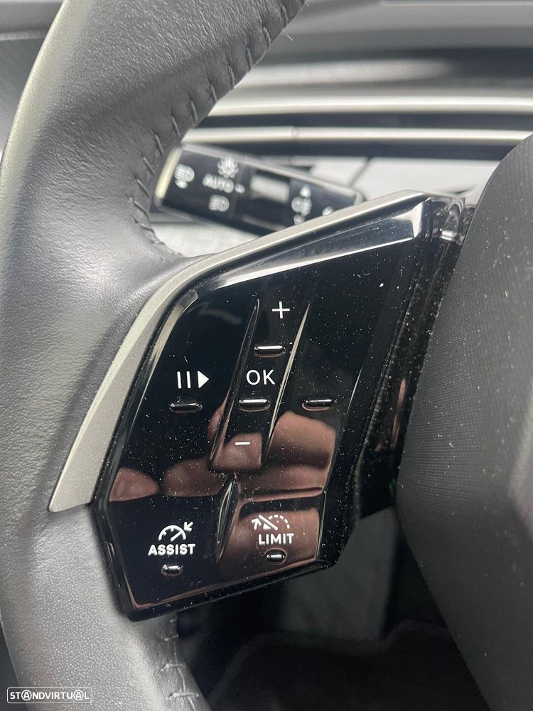 Peugeot 5008 Hybrid 145 e-DSC6 Allure - 44