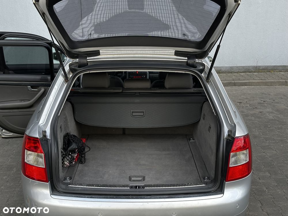Audi A4 Avant 1.8T Quattro - 10