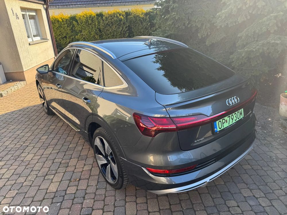 Audi e-tron 55 Quattro S Line - 11