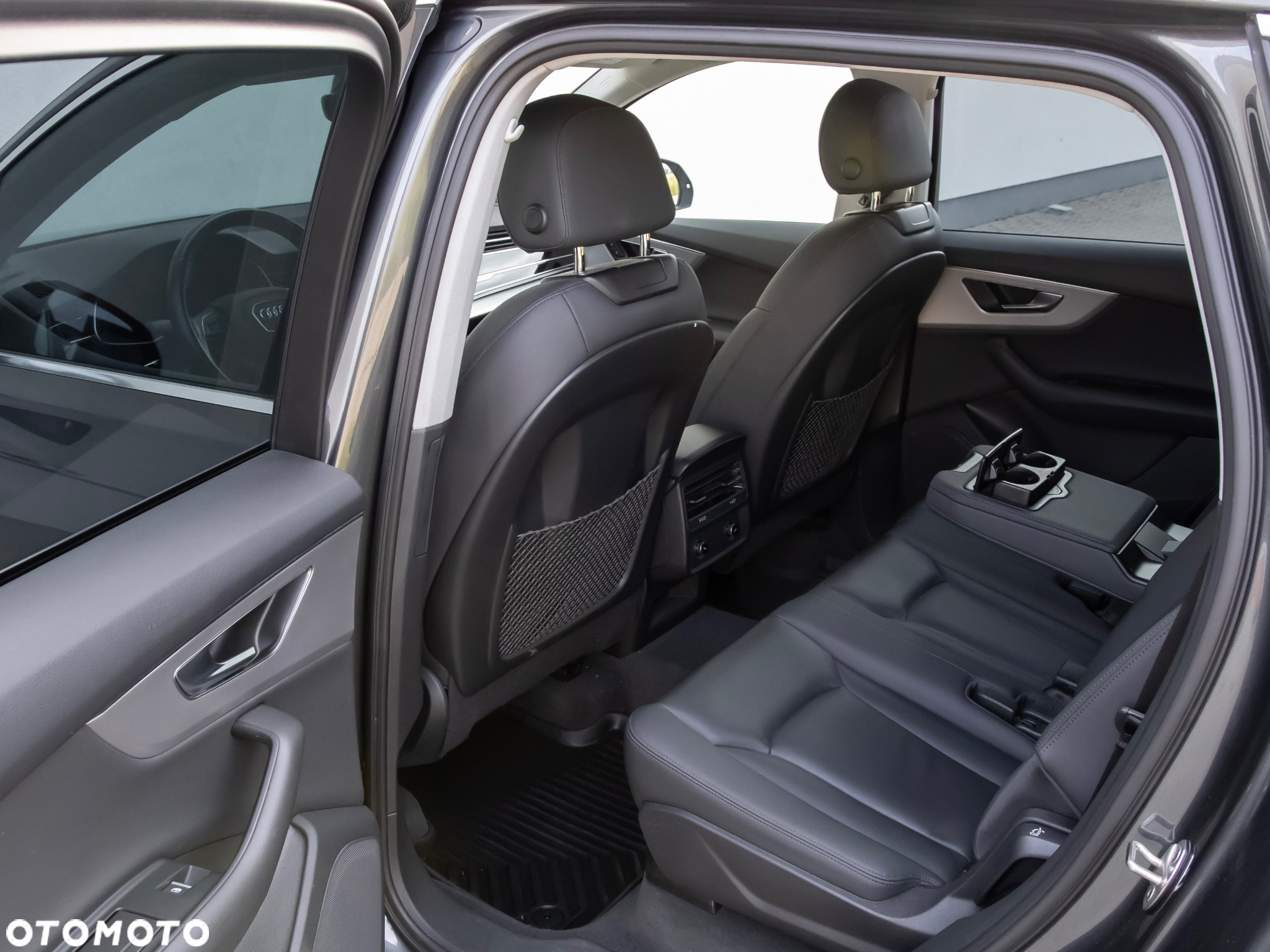 Audi Q7 - 36