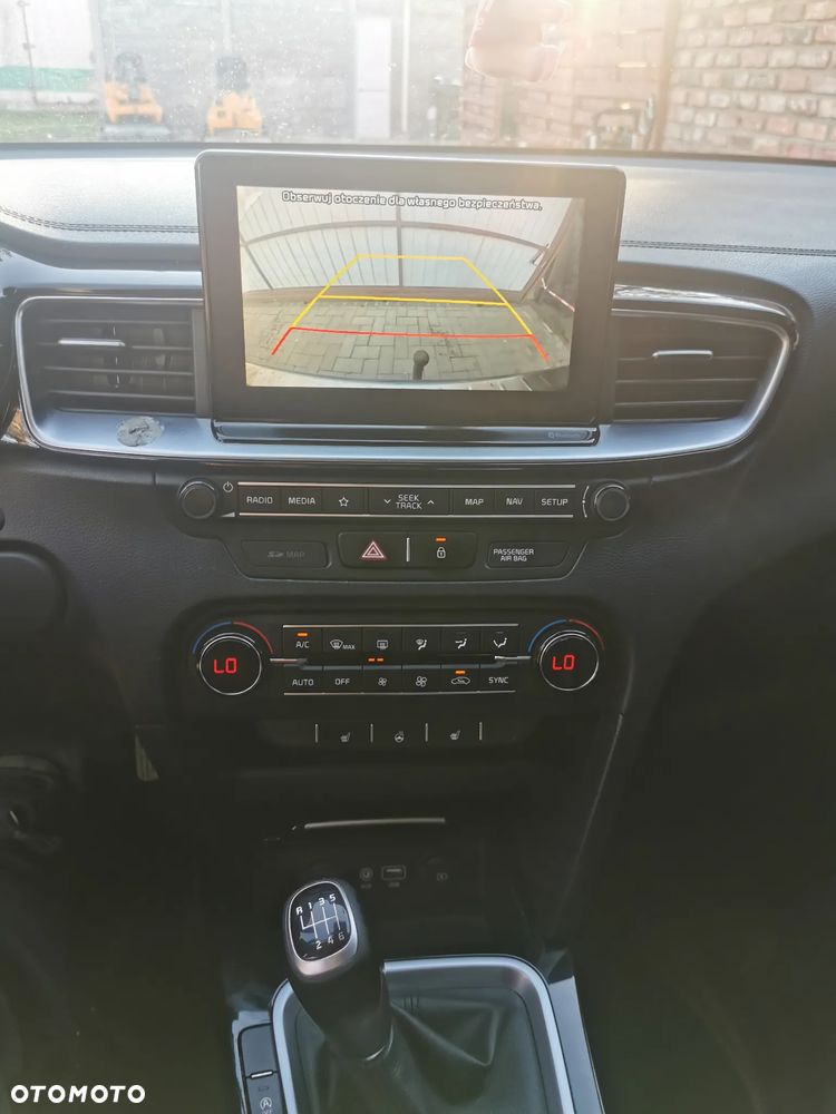 Kia Ceed 1.4 T-GDI GT-Line - 6