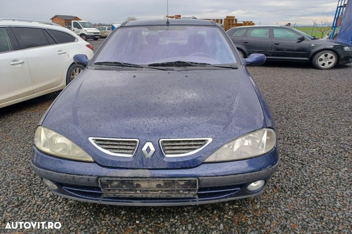 Radio cd 7700434422 Renault Megane 1 (facelift)  [din 1999 pana  2003] Classic Sedan 1.9 dCi MT (10 - 4