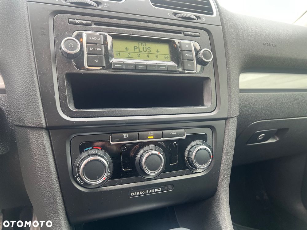 Volkswagen Golf 1.6 Automatik Comfortline - 22