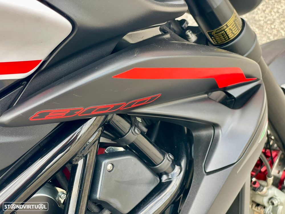 MV Agusta Dragster 800 RR - 15