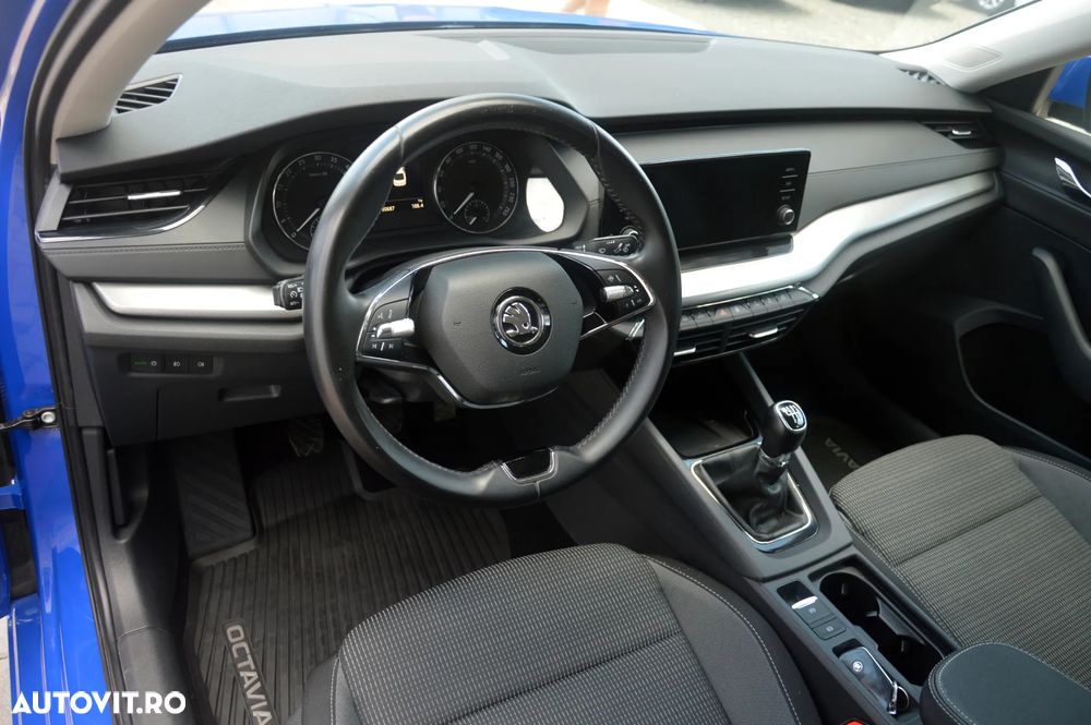 Skoda Octavia 2.0 TDI Ambition - 26