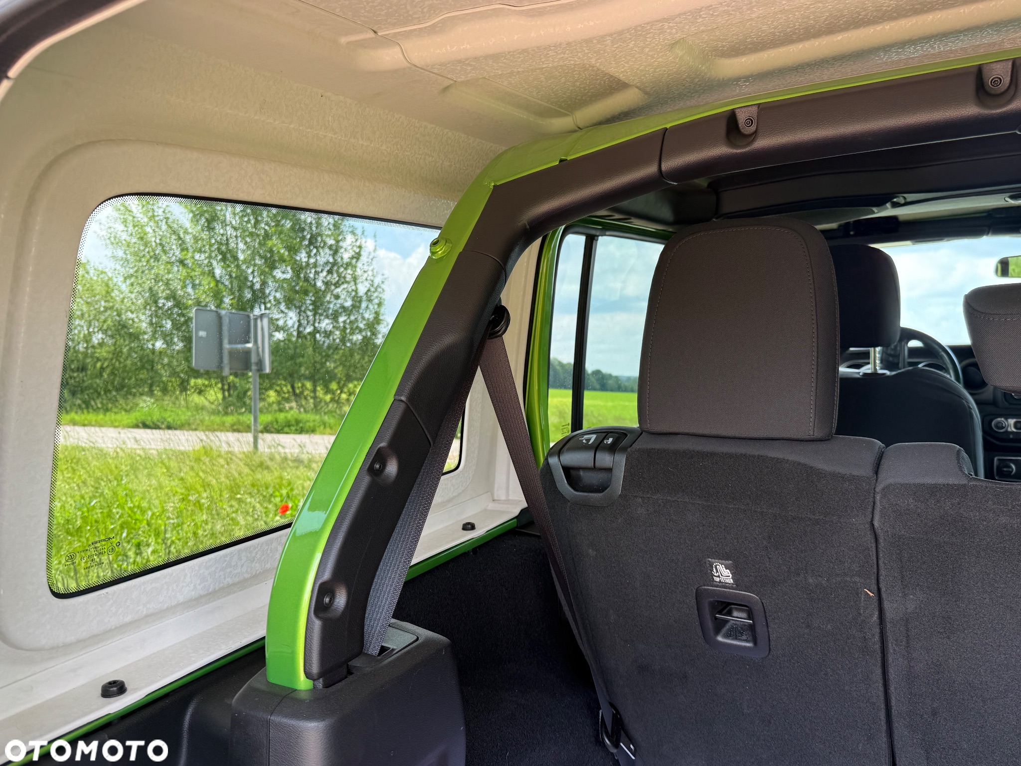 Jeep Wrangler - 22