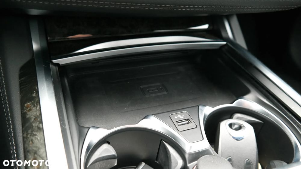 BMW Seria 7 750i xDrive sport - 21