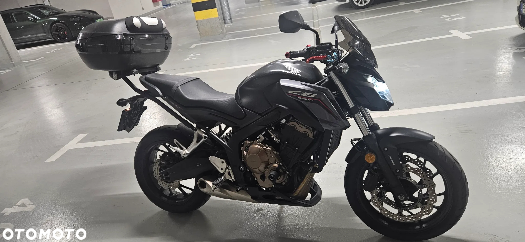 Honda CB - 4