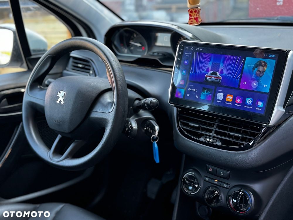 Peugeot 208 1.6 BlueHDi Allure S&S - 8