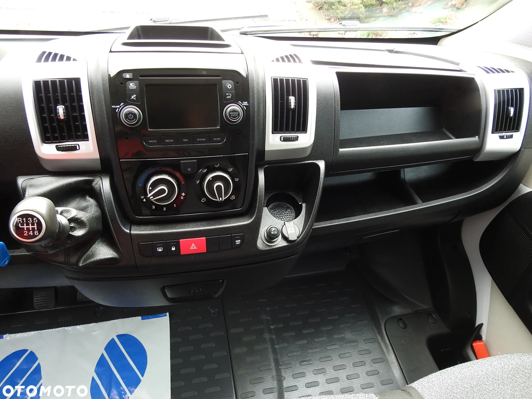 Fiat DUCATO KONTENER WINDA 8 PALET TEMPOMAT NAWIGACJA KLIMATYZACJA LEDY 130KM [ L61068 ] - 31