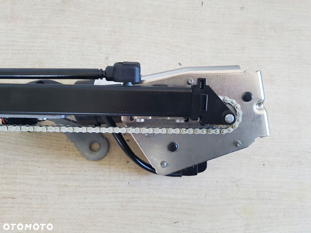 mercedes vito v klasa 447 mechanizm podnoszenia klapy silniczek a4477600003 - 7