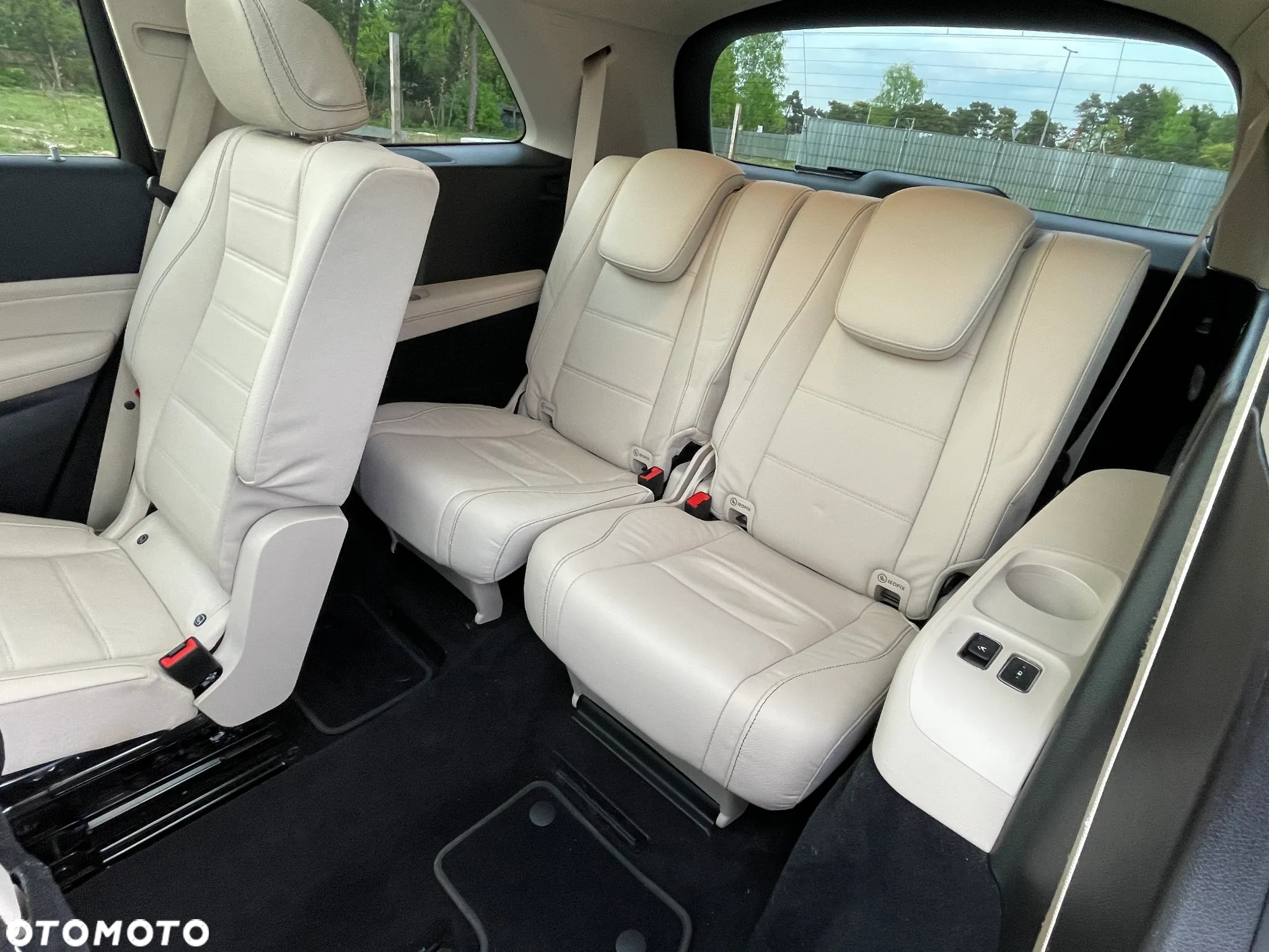 Mercedes-Benz GLS 400 d 4-Matic - 25