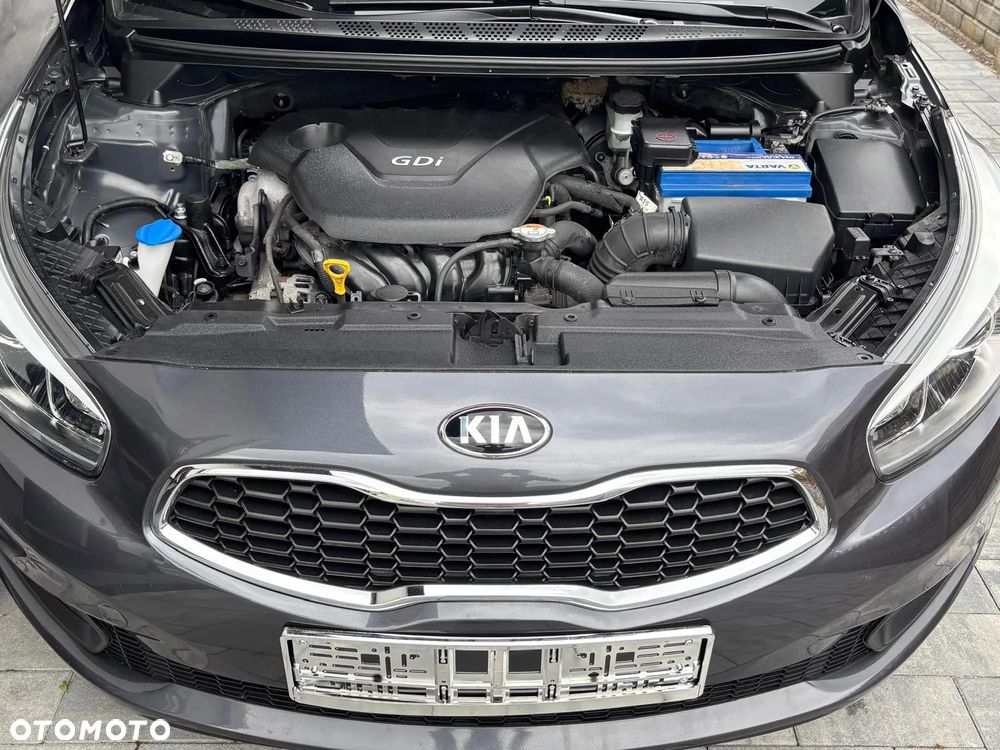 Kia Ceed 1.6 GDI Fifa World Cup Edition - 37
