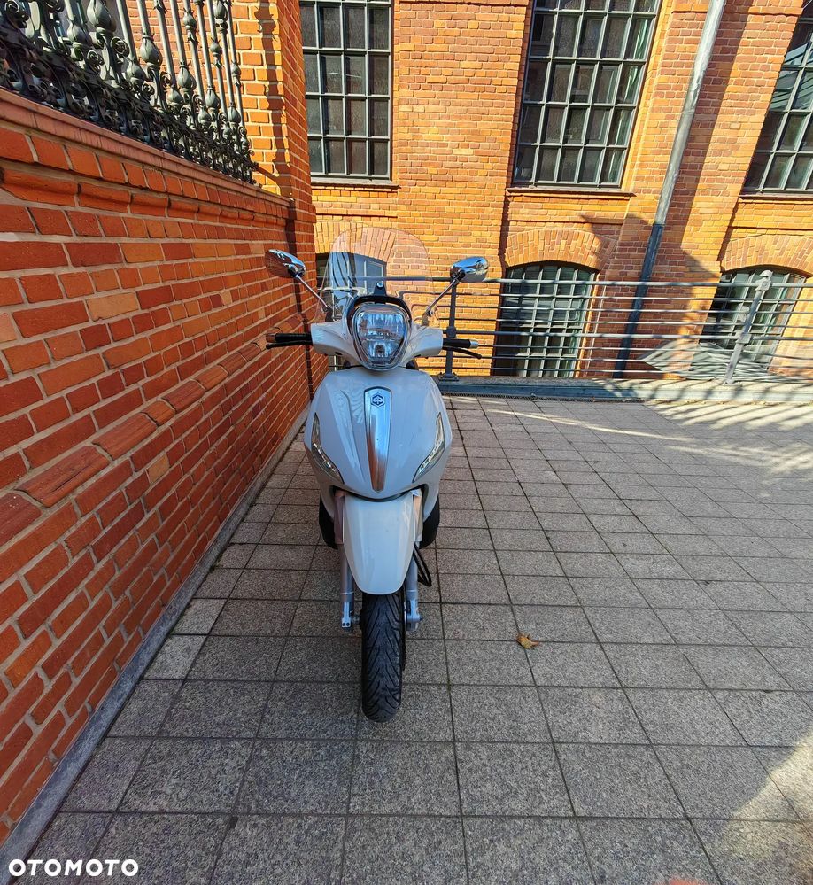 Piaggio Beverly - 19