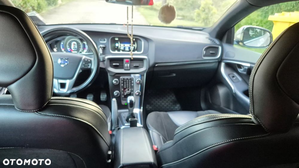 Volvo V40 D4 RDesign - 6
