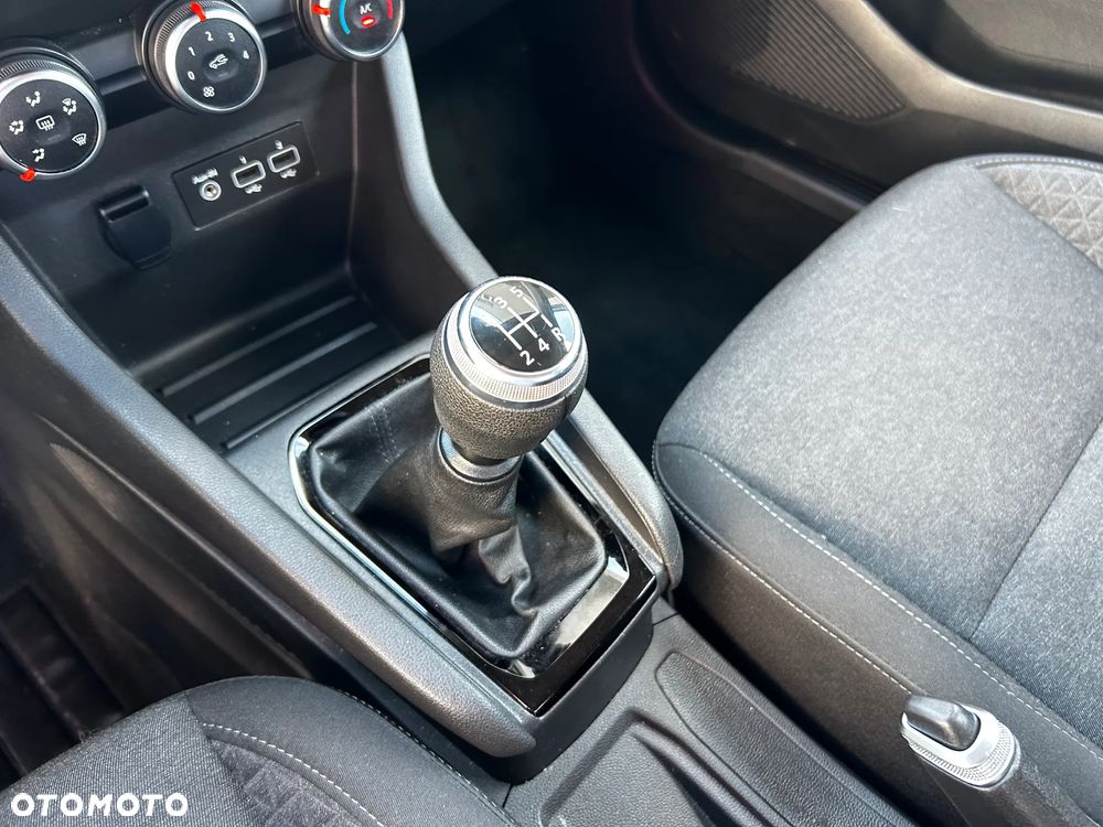 Renault Clio - 22